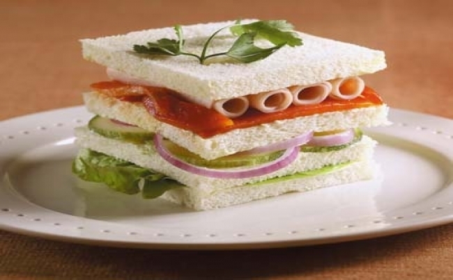 Sánguche de jamón de pavo